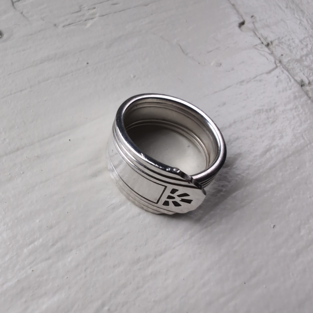 Silver Art Deco sunburst geometric spoon ring